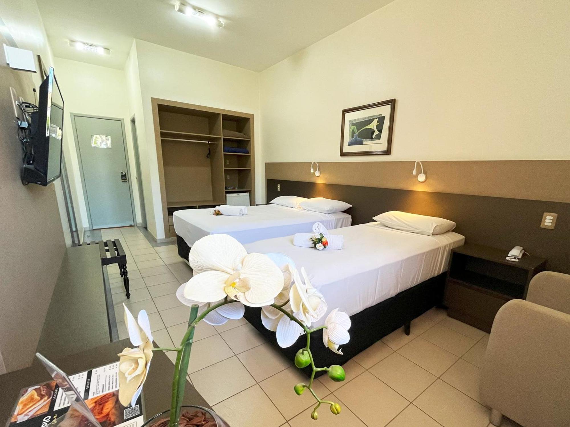 Athus Brasilia Hotel By Bsb Inn - Antigo Aristus Экстерьер фото
